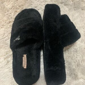 Black Fur Juicy Couture Platformed Slippers Size 10